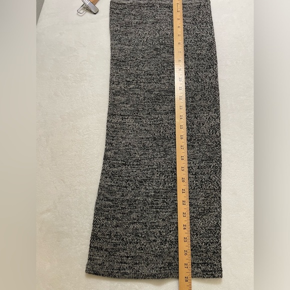 Alice + Olivia Wool Soft Knit Pencil Skirt - Picture 15 of 16